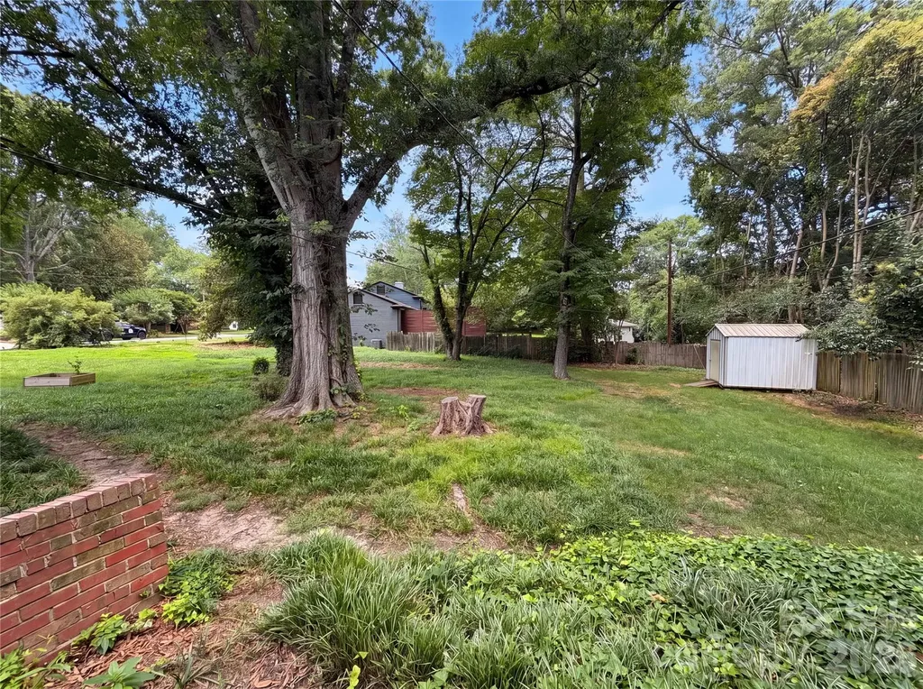 5410 Sharon Road Charlotte NC 28210