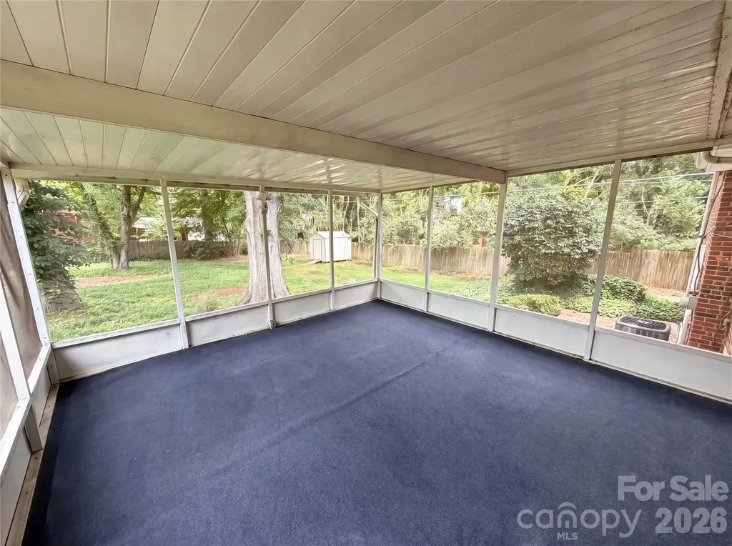 5410 Sharon Road Charlotte NC 28210