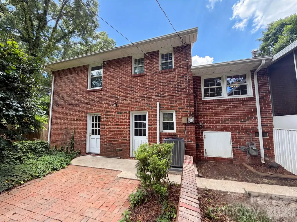 5410 Sharon Road Charlotte NC 28210