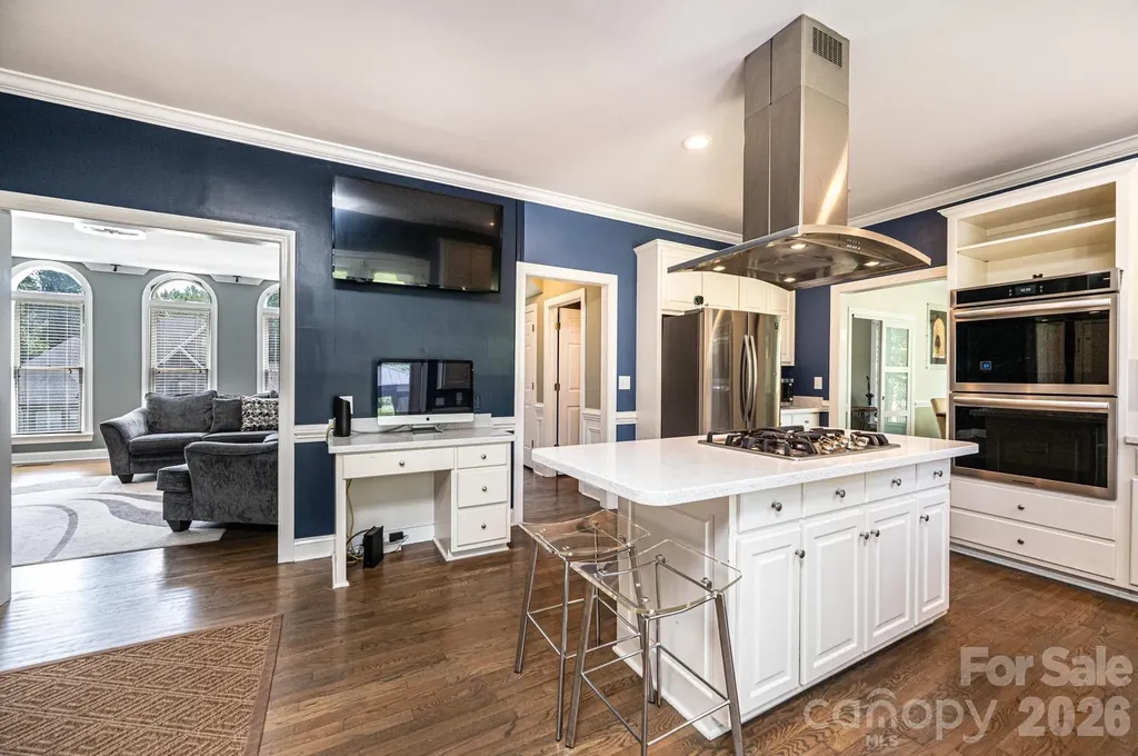 4215 3rd Street NW Hickory NC 28601