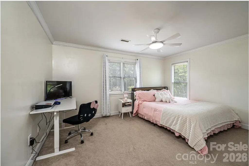 4215 3rd Street NW Hickory NC 28601