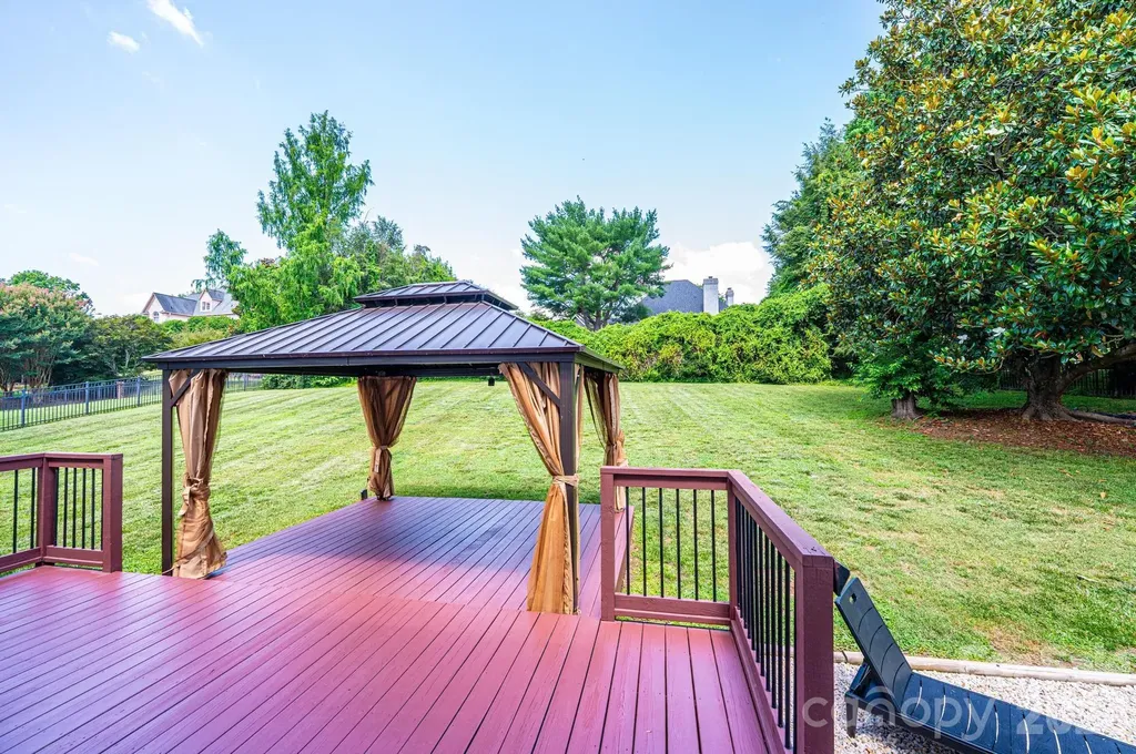 4215 3rd Street NW Hickory NC 28601