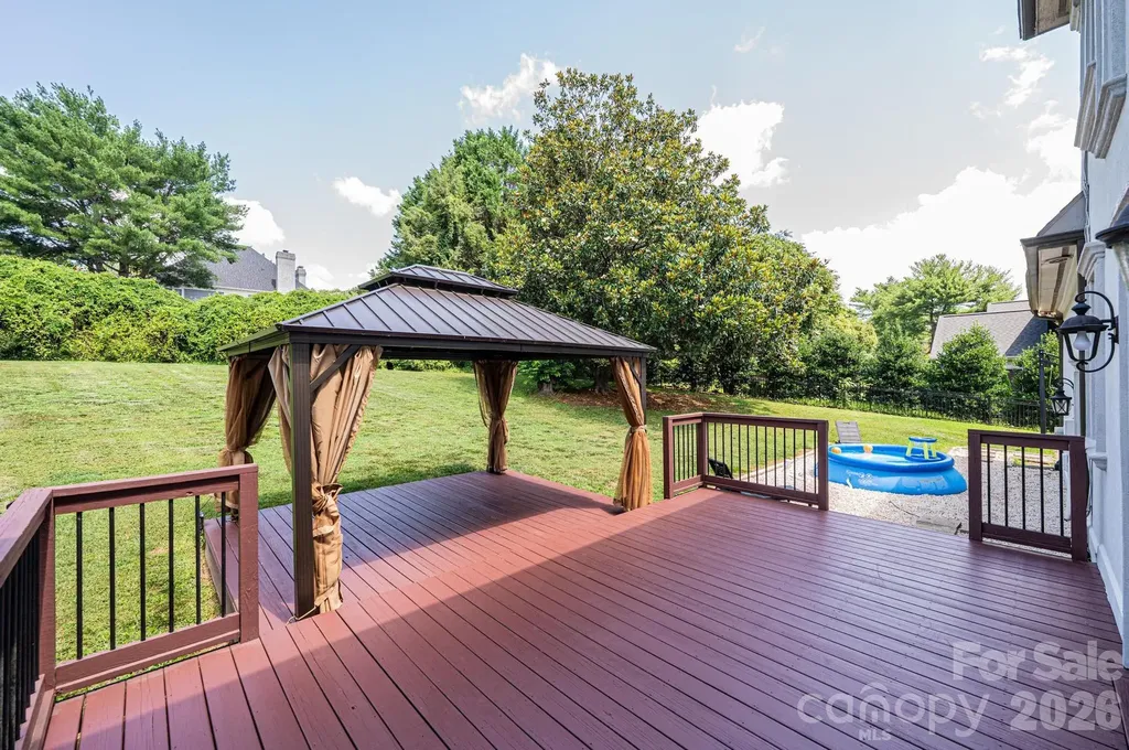 4215 3rd Street NW Hickory NC 28601