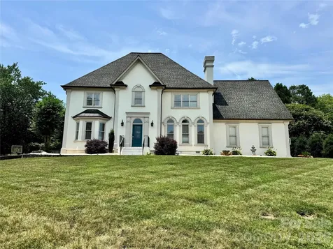 4215 3rd Street NW Hickory NC 28601