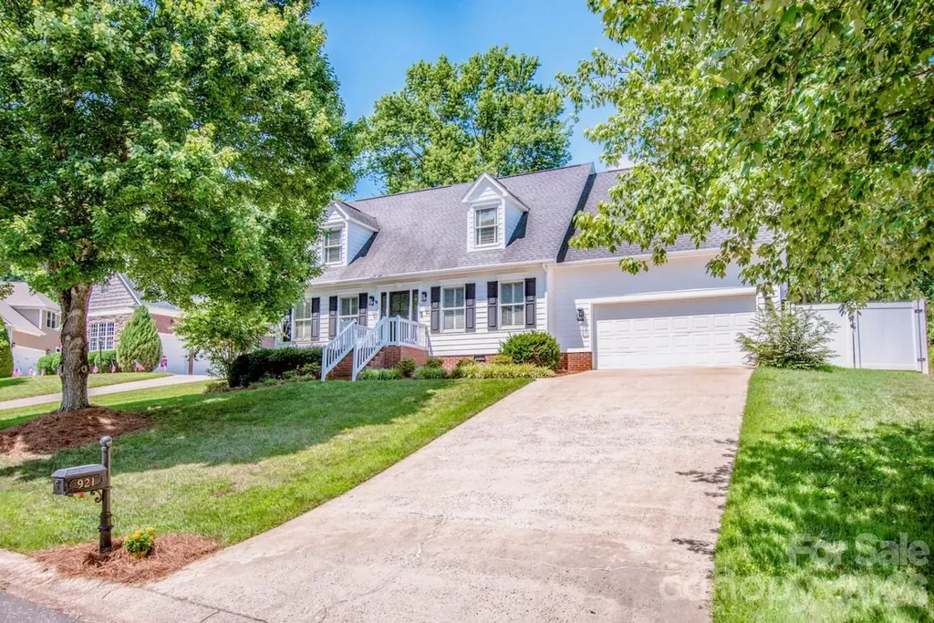921 Argyle Court Statesville NC 28677