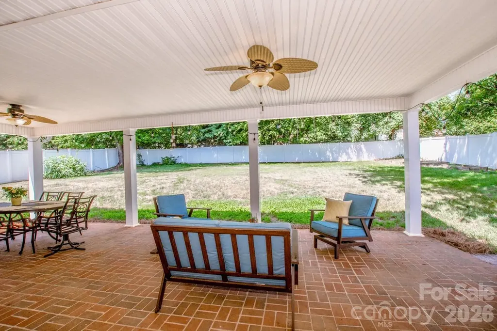 921 Argyle Court Statesville NC 28677