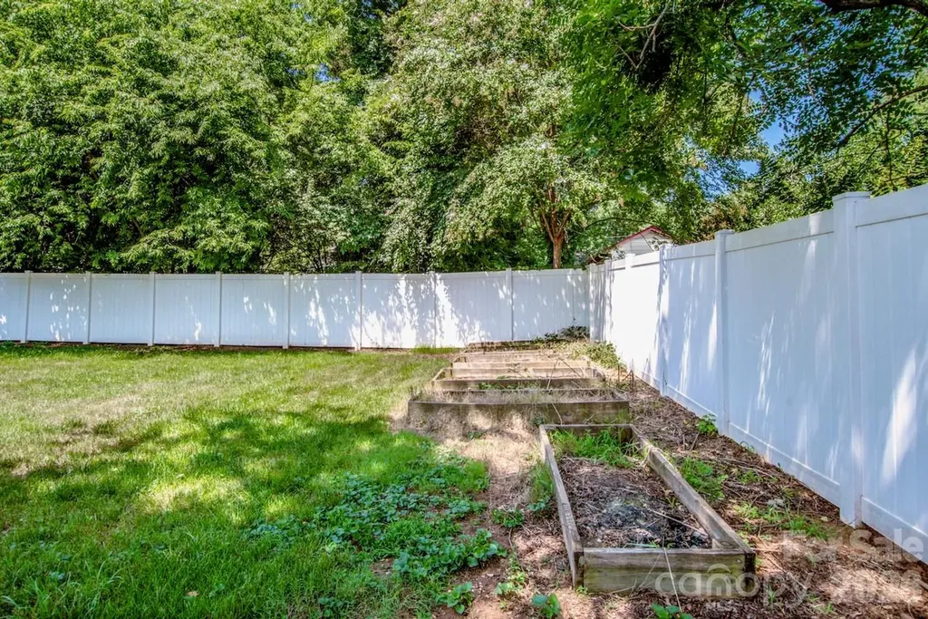 921 Argyle Court Statesville NC 28677