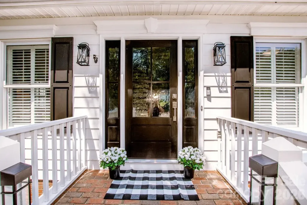 921 Argyle Court Statesville NC 28677