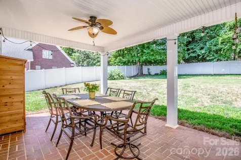 921 Argyle Court Statesville NC 28677