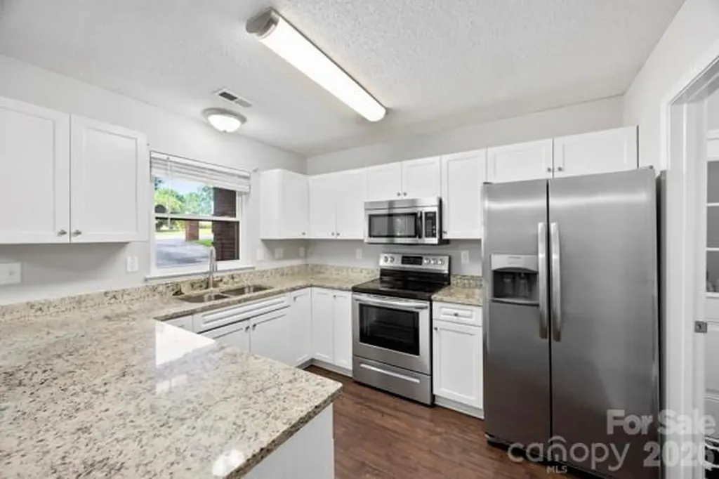 914 Milkfarm Court Monroe NC 28110