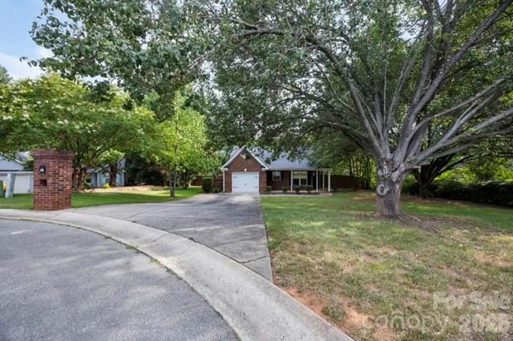 914 Milkfarm Court Monroe NC 28110