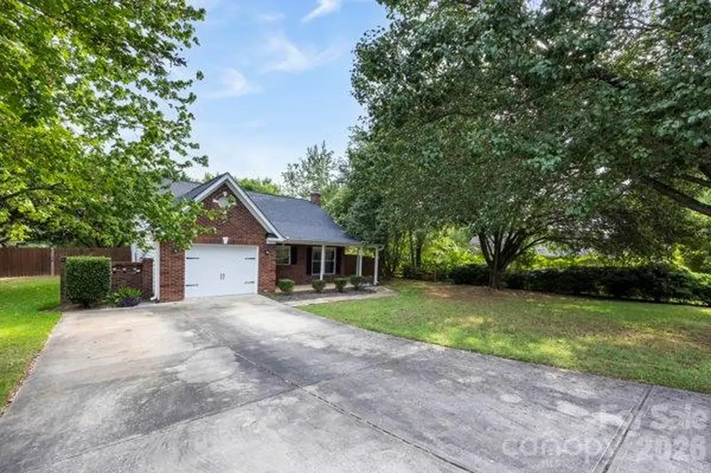 914 Milkfarm Court Monroe NC 28110