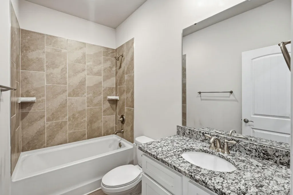 116 S Sina Street Troutman NC 28166