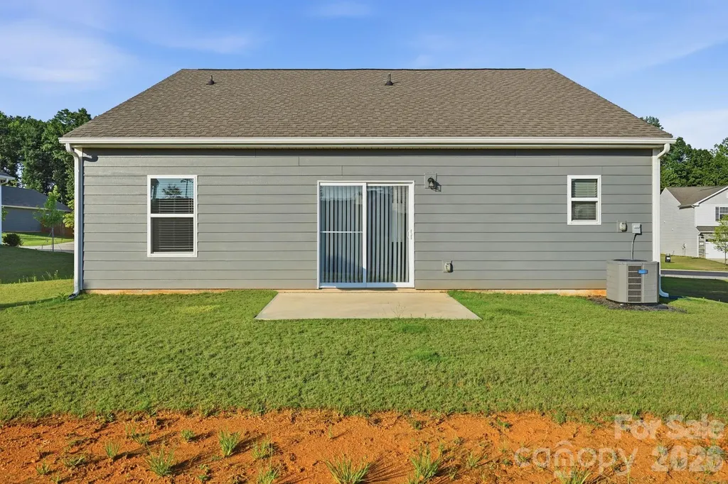116 N Sina Street Troutman NC 28166