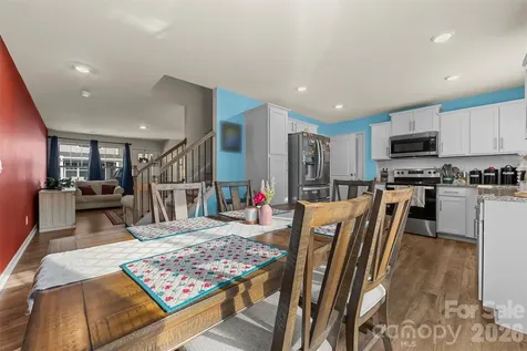 4 Virginia Commons Drive Arden NC 28704