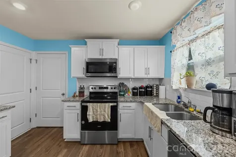 4 Virginia Commons Drive Arden NC 28704