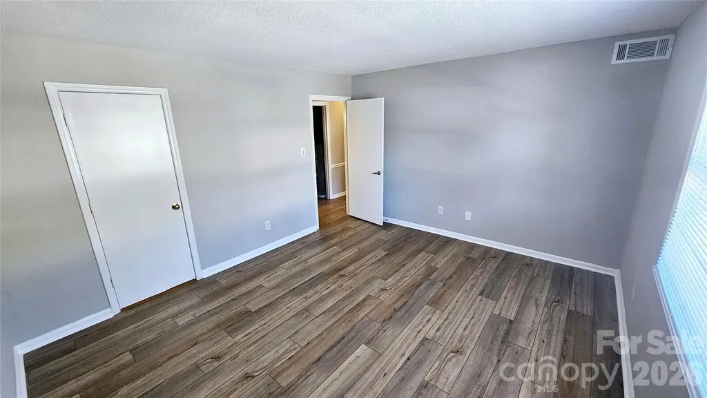 7984 Shady Oak Trail Charlotte NC 28210