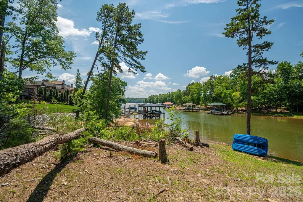 6024 Headlands Court Belmont NC 28012