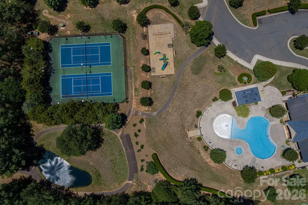 6024 Headlands Court Belmont NC 28012