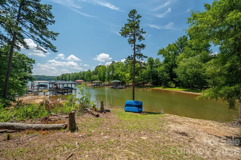 6024 Headlands Court Belmont NC 28012
