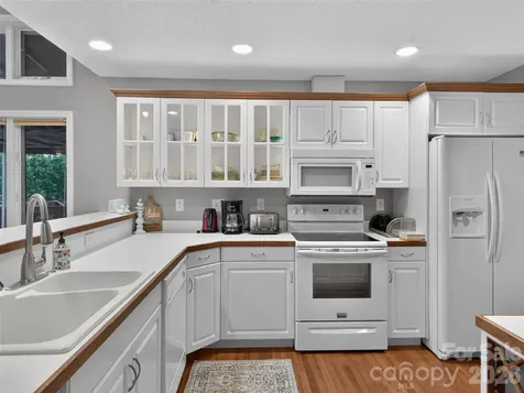 435 Allen Mountain Lane Spruce Pine NC 28777