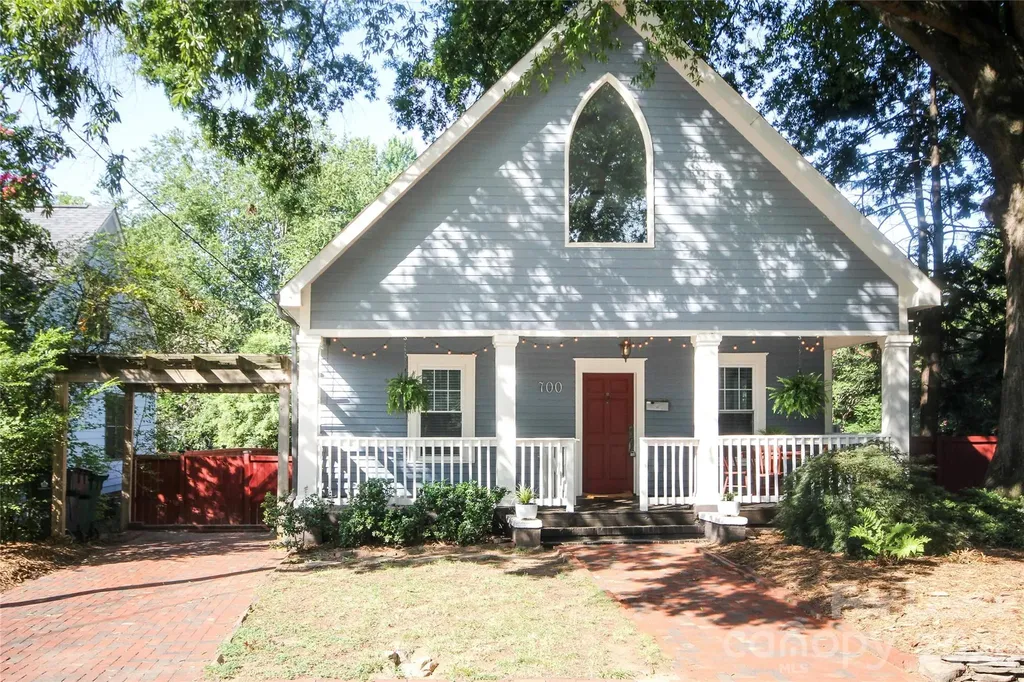 700 E 35th Street Charlotte NC 28205