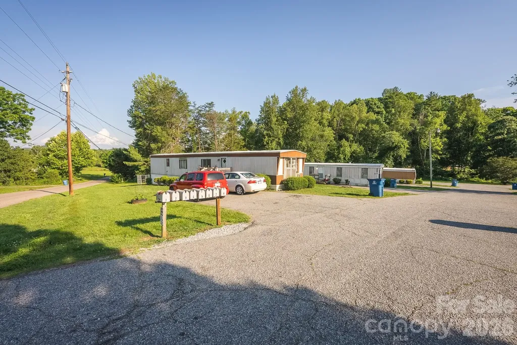 3000 Parker Court Lenoir NC 28645
