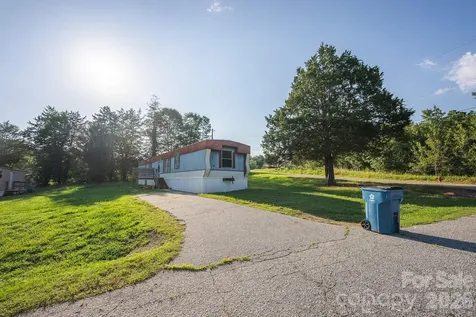 3000 Parker Court Lenoir NC 28645