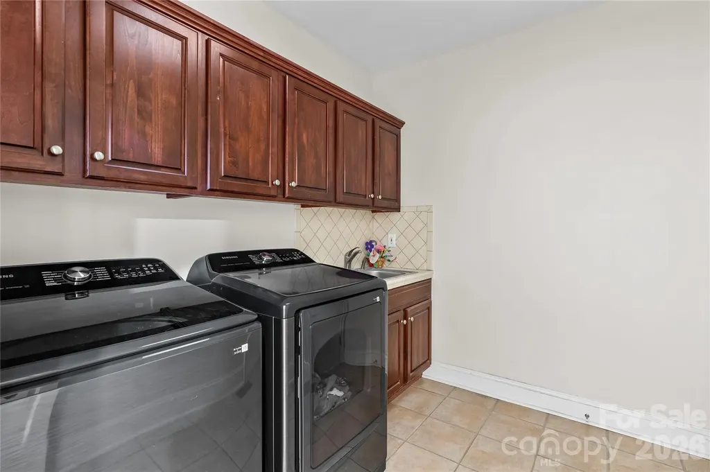 107 Kenway Loop Mooresville NC 28117