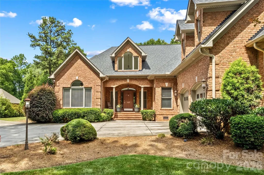 107 Kenway Loop Mooresville NC 28117