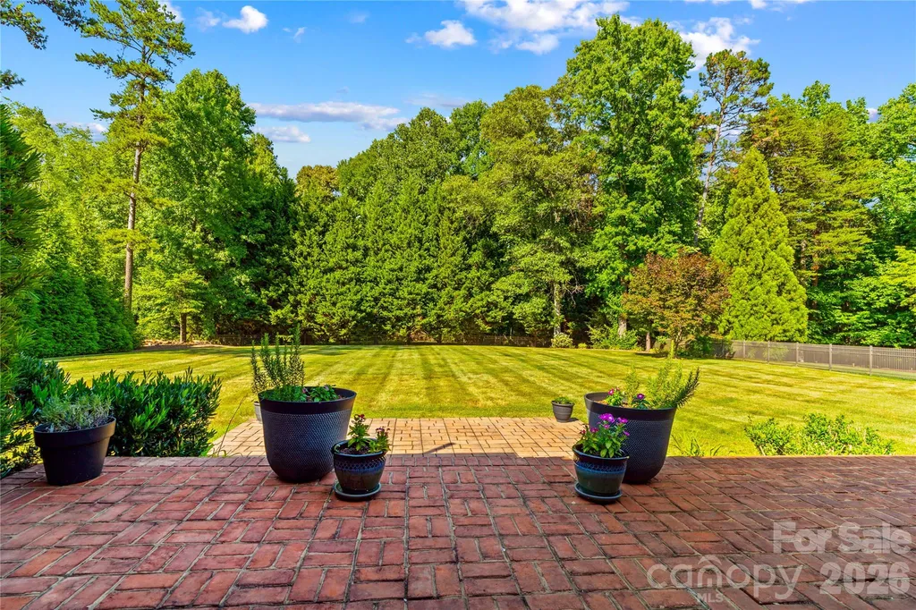 107 Kenway Loop Mooresville NC 28117
