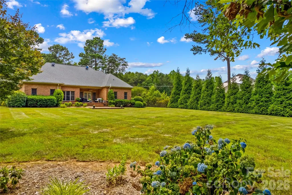 107 Kenway Loop Mooresville NC 28117