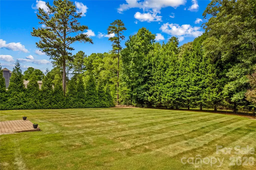 107 Kenway Loop Mooresville NC 28117