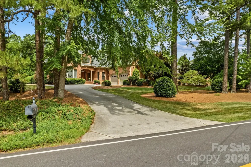 107 Kenway Loop Mooresville NC 28117