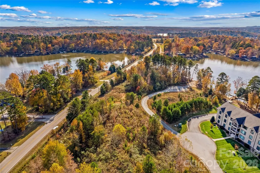 2005 Marina Pointe Road Salisbury NC 28146