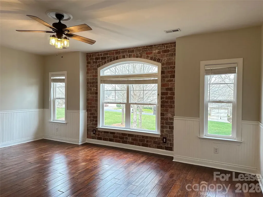 8124 Lynwood Square Waxhaw NC 28173