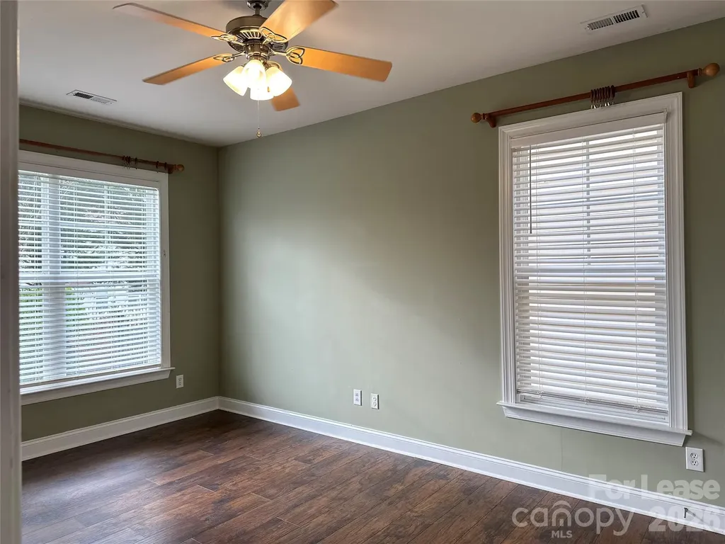 8124 Lynwood Square Waxhaw NC 28173
