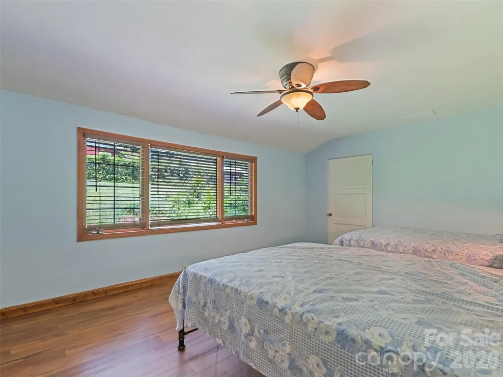 64 Turner Branch Maggie Valley NC 28751