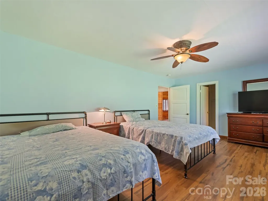 64 Turner Branch Maggie Valley NC 28751