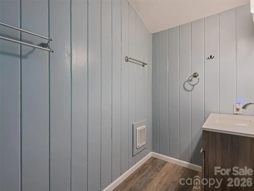 64 Turner Branch Maggie Valley NC 28751