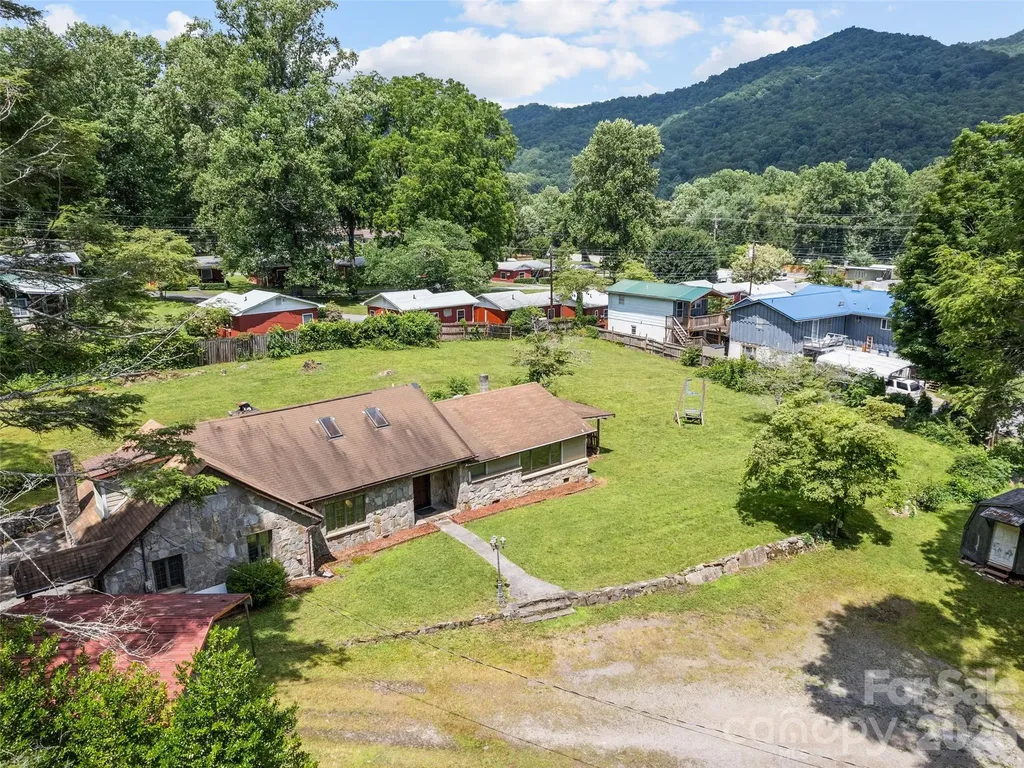 64 Turner Branch Maggie Valley NC 28751