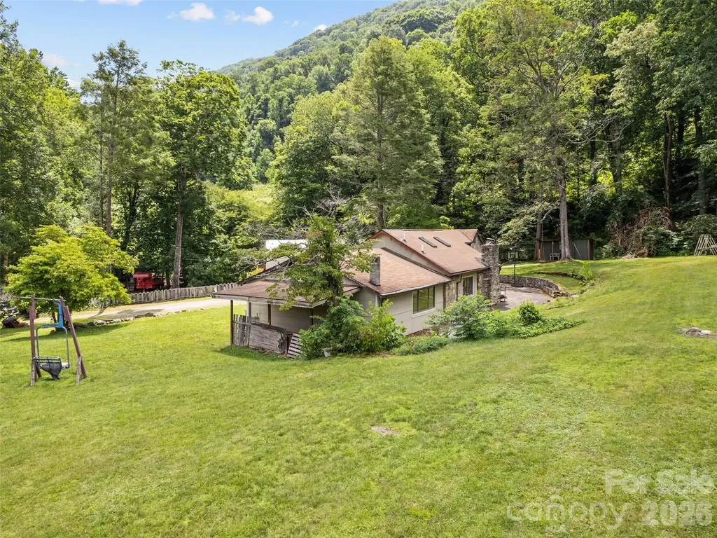 64 Turner Branch Maggie Valley NC 28751