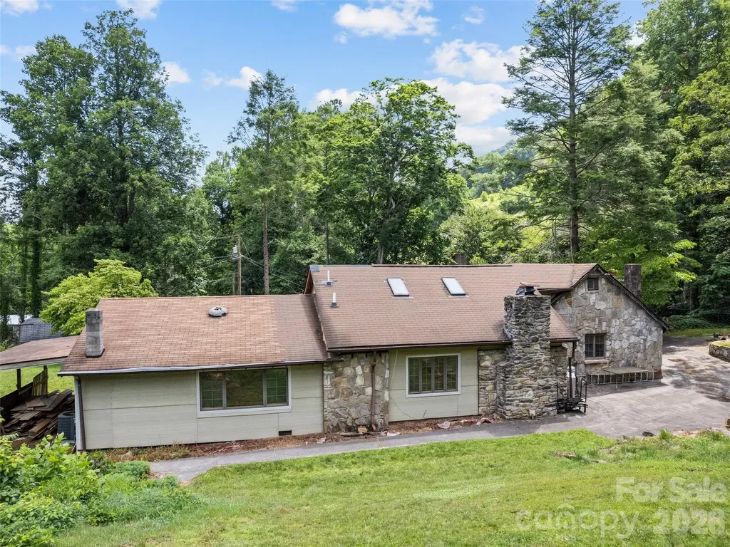 64 Turner Branch Maggie Valley NC 28751