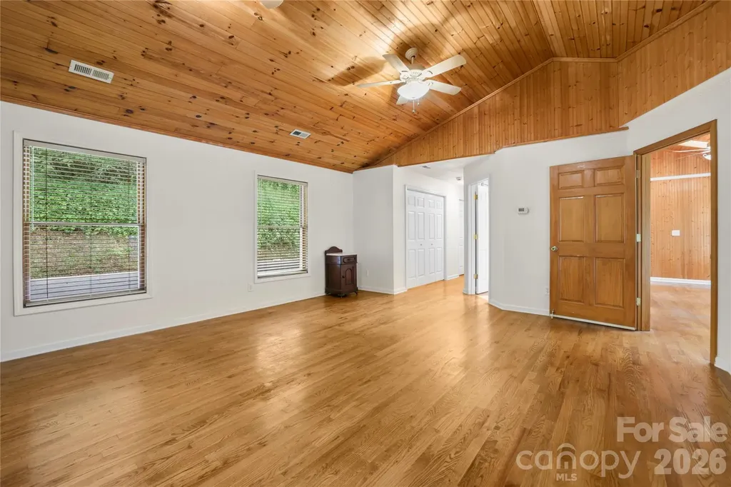 645 W Fork Creek Road Saluda NC 28773