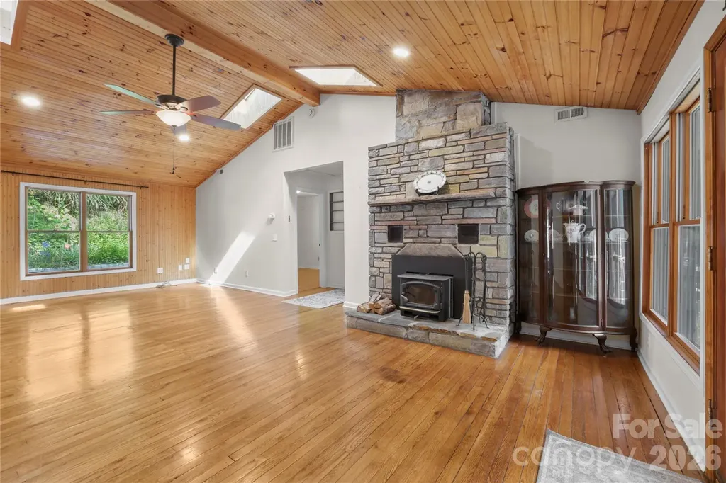 645 W Fork Creek Road Saluda NC 28773