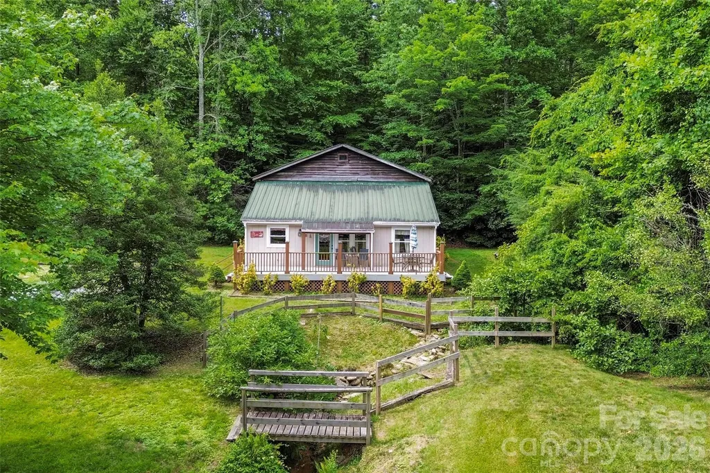 645 W Fork Creek Road Saluda NC 28773
