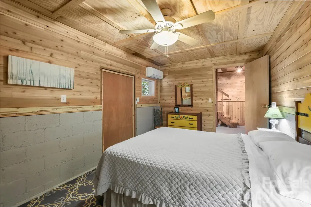 645 W Fork Creek Road Saluda NC 28773