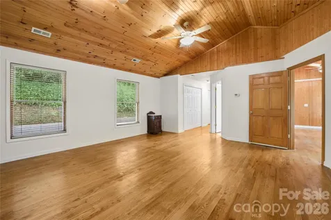 645 W Fork Creek Road Saluda NC 28773