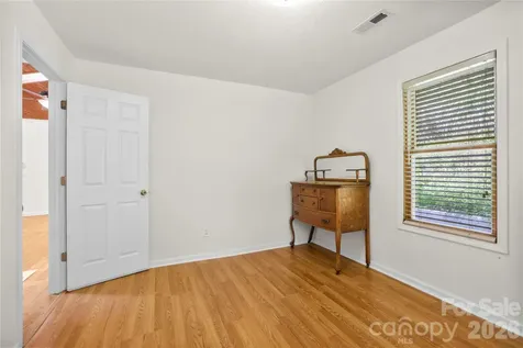 645 W Fork Creek Road Saluda NC 28773