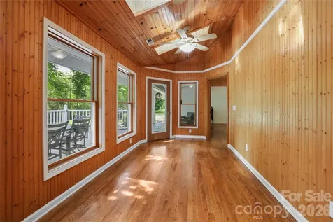 645 W Fork Creek Road Saluda NC 28773